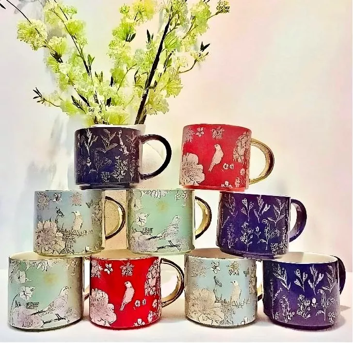 Elektrok burkulmuş altın saplı seramik kupa