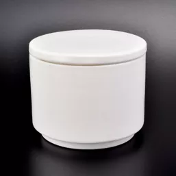 Geleneksel seramik mum tutucu